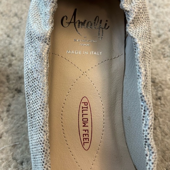 Amalfi By Rangoni 8.5 NEW Gray Heels with Chunky Heel- pillow soft elastic heel - Picture 4 of 16